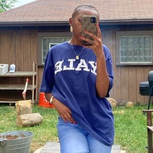 Men’s YALE University T-Shirt